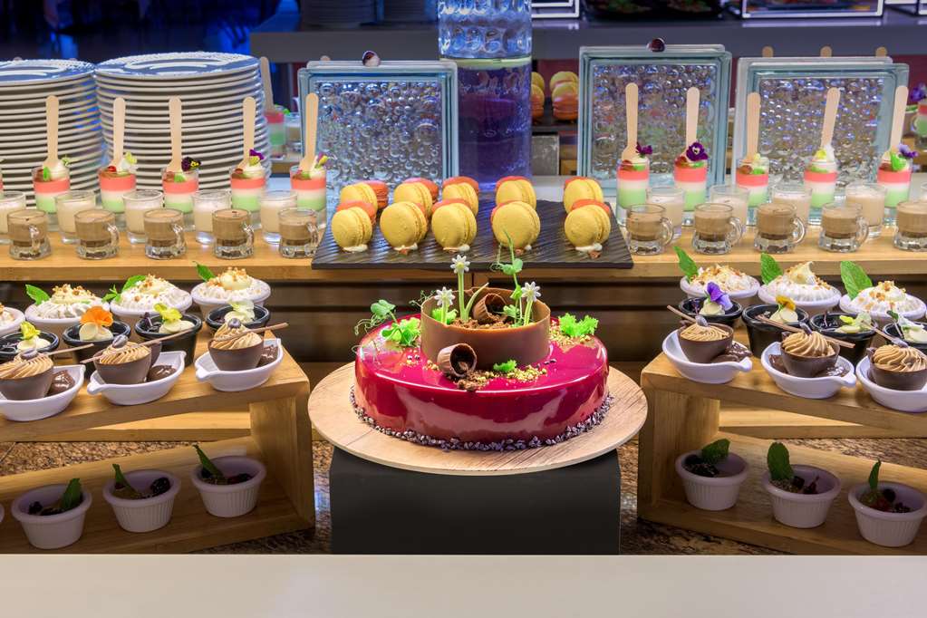 מזון ומשקאות