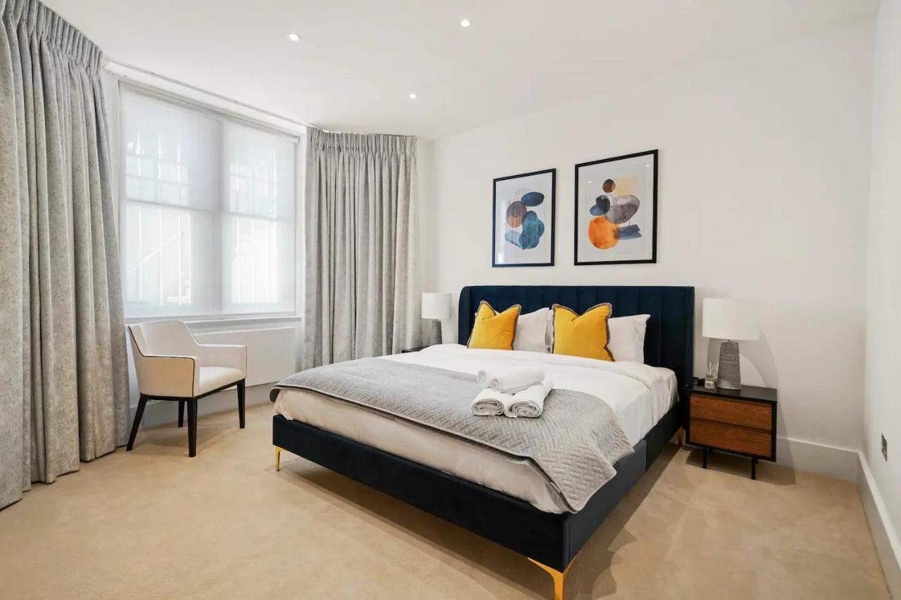 Stylish Family Apartments near Kensington High Street by Short Stories London — 4-Star Luxury Hotel in London, United Kingdom
