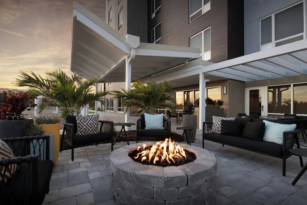 TownePlace Suites by Marriott Fort Myers Gulf Coast - photo 32