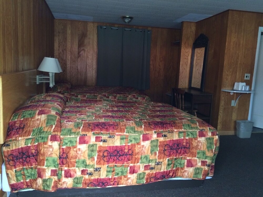 Wild Chinook Inn - photo 6
