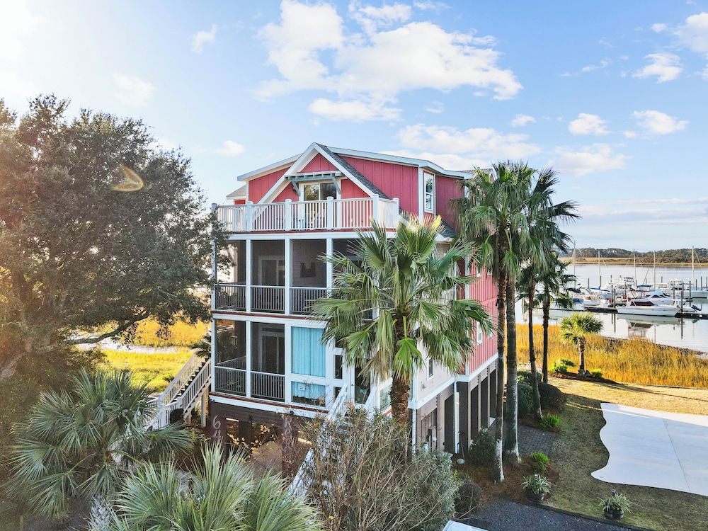 Regatta Inn Folly Beach in Folly Beach, United States