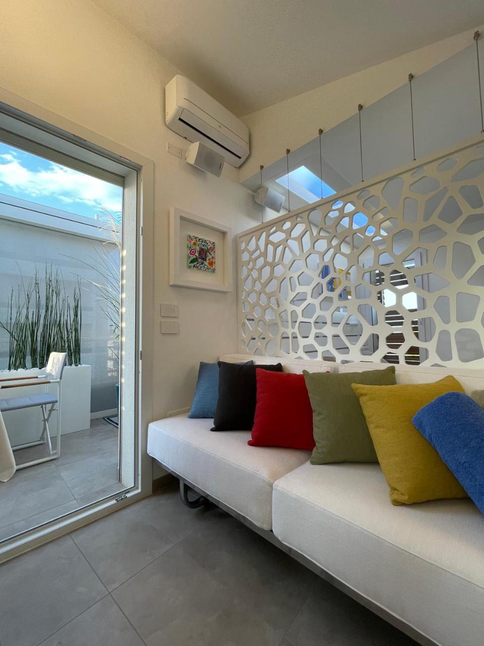 Ellenove Holiday House — 4-Star Luxury Hotel in Tortoreto Lido, Italy