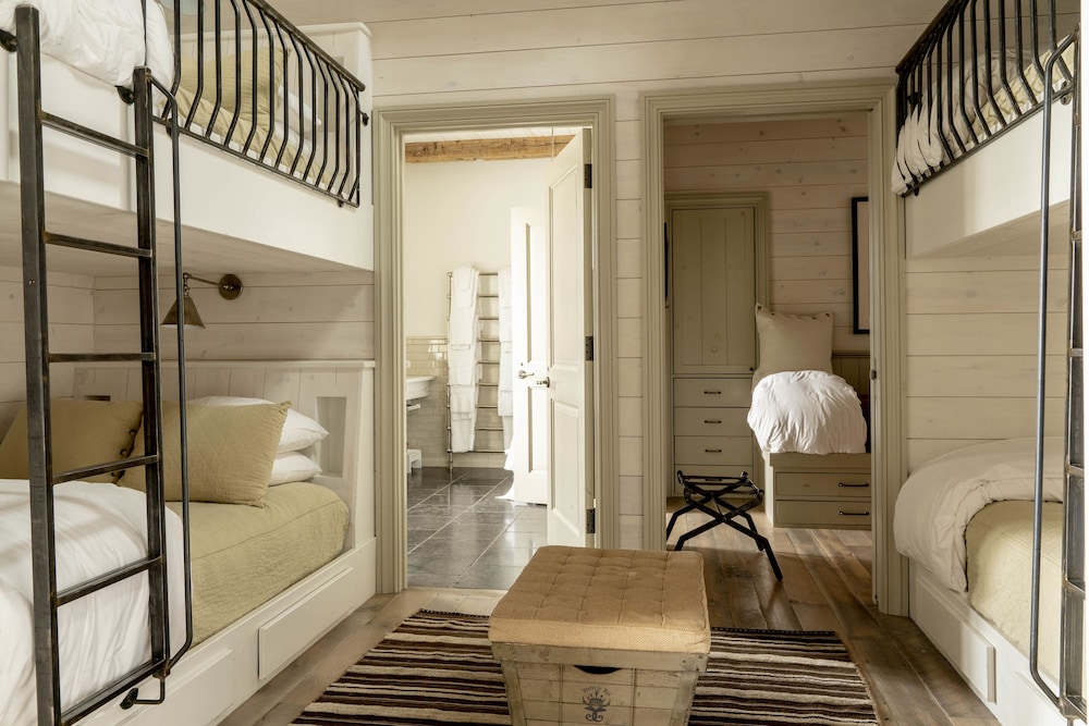 Eleven Scarp Ridge Lodge - photo 14