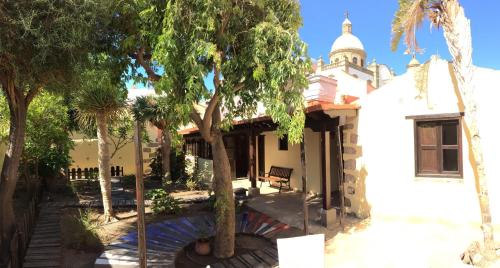 Casa Rural El Cura — 4-Star Luxury Hotel in Aguimes, Spain