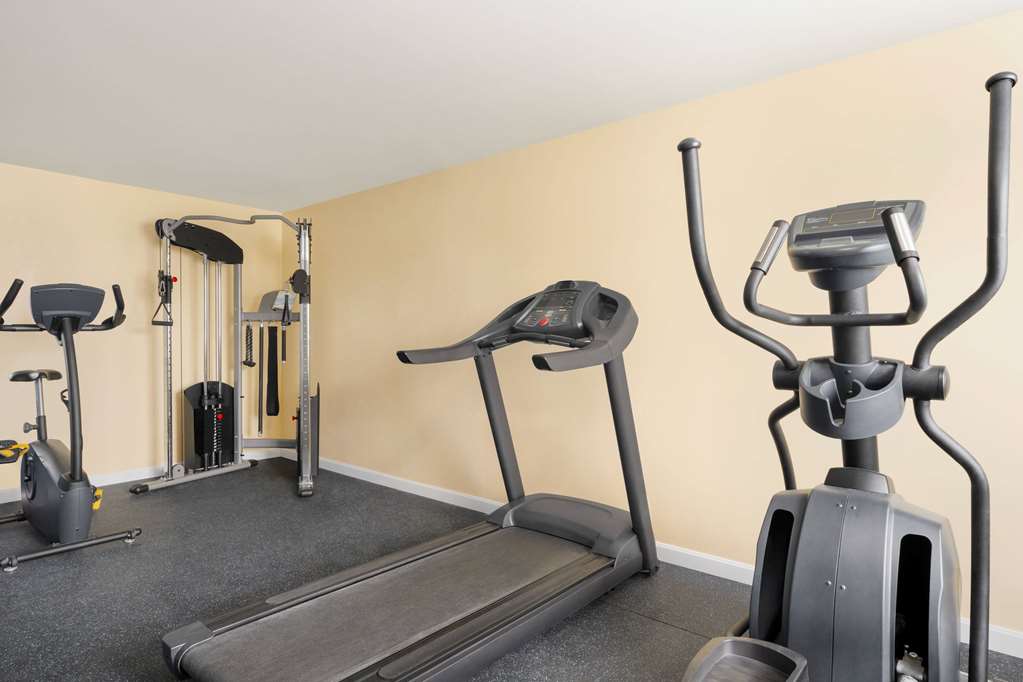 Days Inn By Wyndham Middletown Newport Area - photo 17