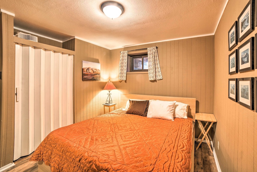 Rustic Condo w Patio: Walk to Angel Fire Resort - photo 6