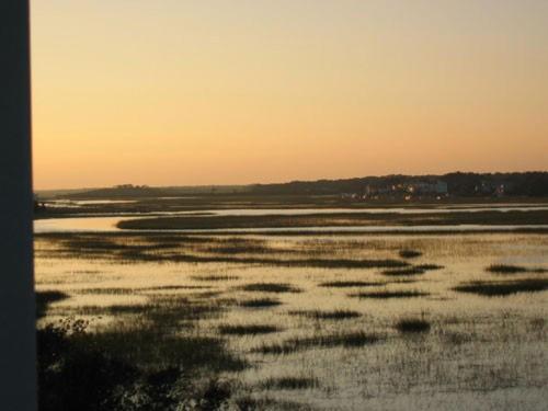 Coastal Living by Oak Island Accommodations - photo 49