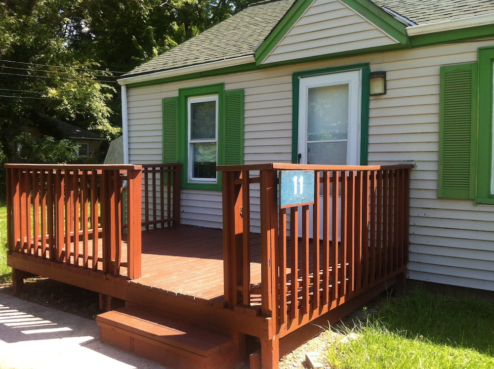 Green Crest Motel - photo 18
