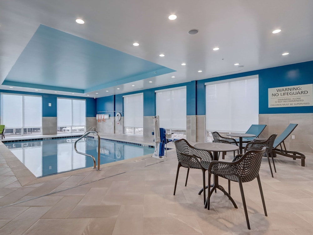 Hampton Inn and Suites by Hilton Cincinnati Midtown Rookwood - photo 61