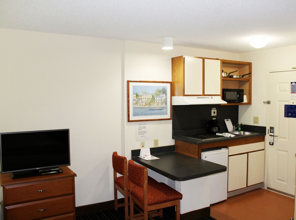 Suburban Studios Sterling Washington Dulles - photo 19
