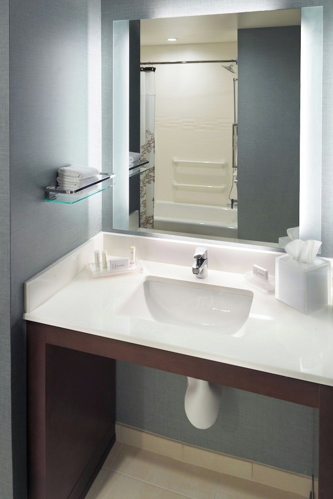 Residence Inn by Marriott Columbus OSU - photo 18