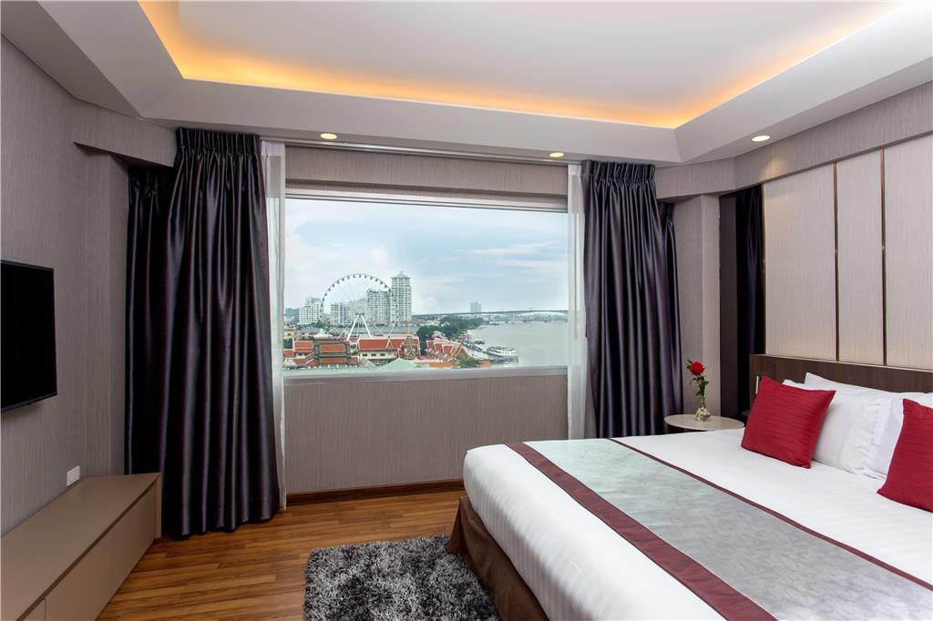 Ramada Plaza by Wyndham Bangkok Menam Riverside