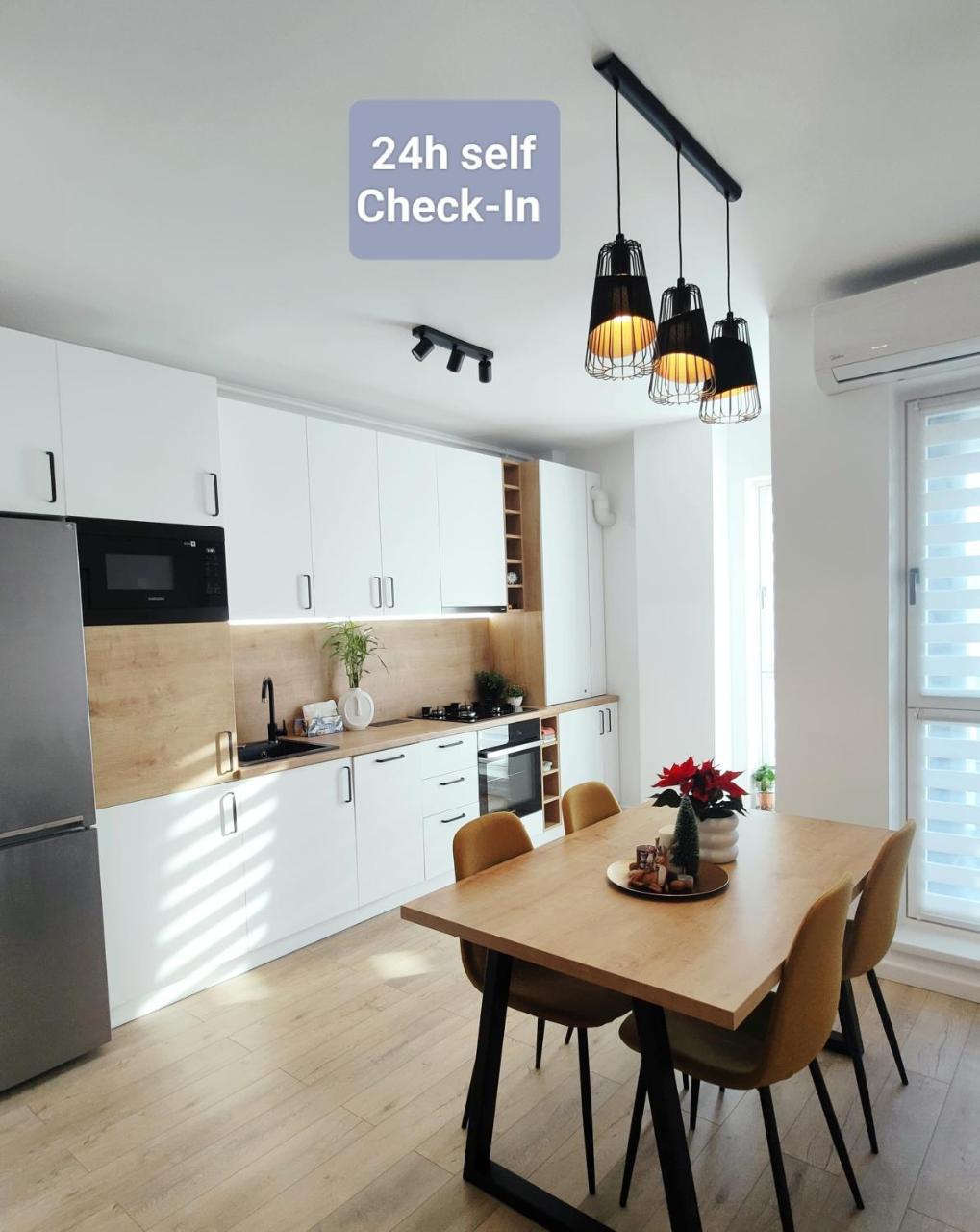 Oak Apartments Columna Cluj — 4-Star Luxury Hotel in Cluj-Napoca, Romania