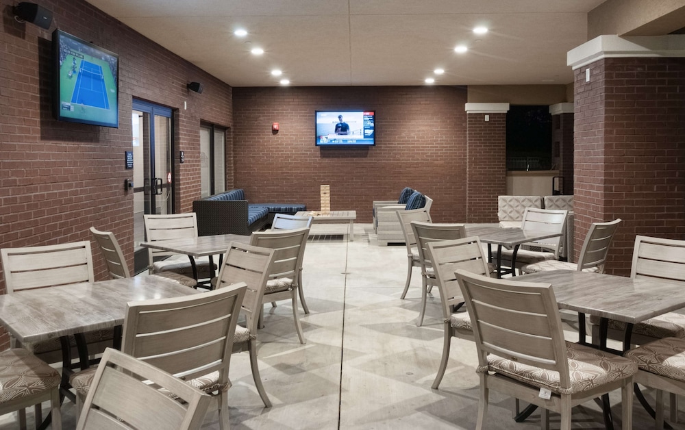 Hampton Inn & Suites by Hilton Augusta Washington Rd - photo 45