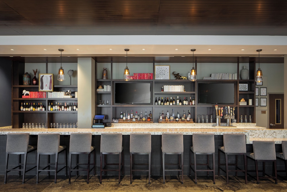 Hotel Indigo Tuscaloosa Downtown by IHG - photo 46