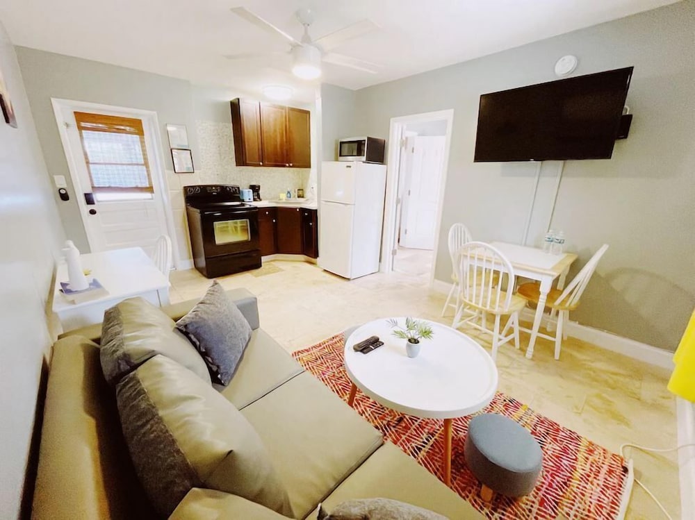 Sea Steps Suites - photo 33