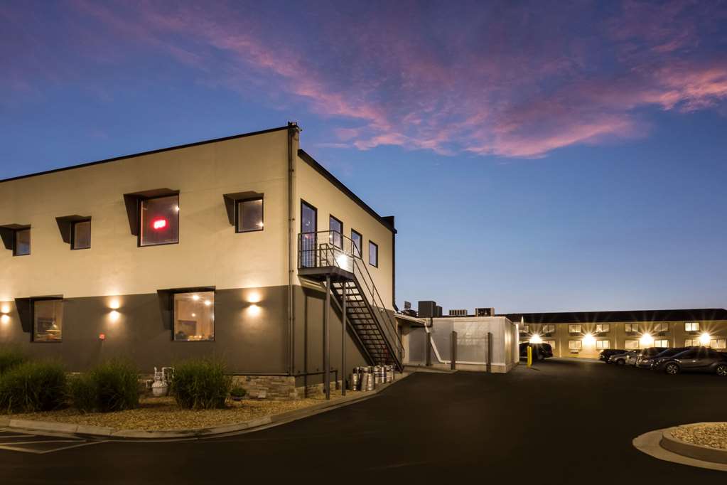 Rodeway Inn Fort Morgan - photo 39