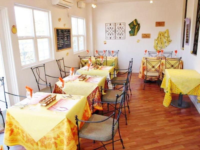 Hostellerie Avances Soiree — 4-Star Luxury Hotel in Tateyama, Japan