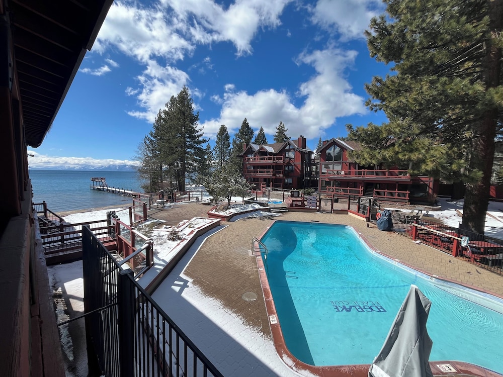 Edgelake Beach Club by Coolvacay - featured photo