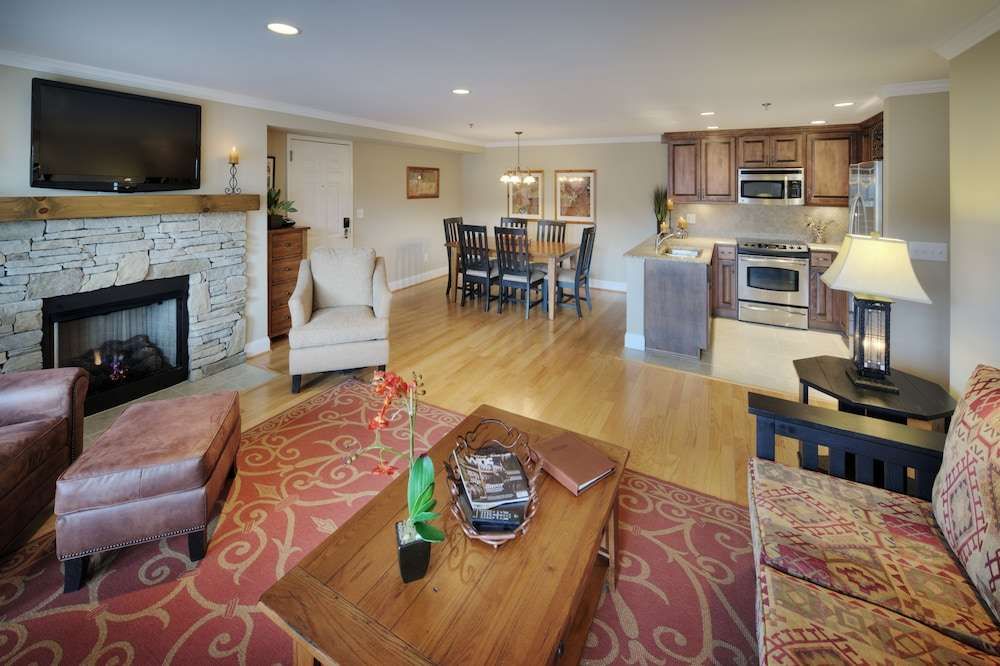 The Residences at Biltmore - photo 20