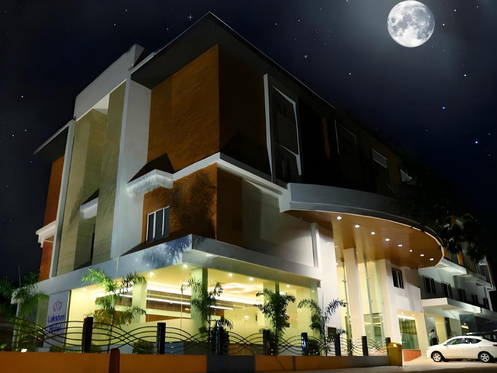 Lakshmi Hotel - last minute hotel in Tanjore