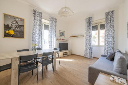 Casa Emma Casa Vacanze Aurelio — 4-Star Luxury Hotel in Rome, Italy