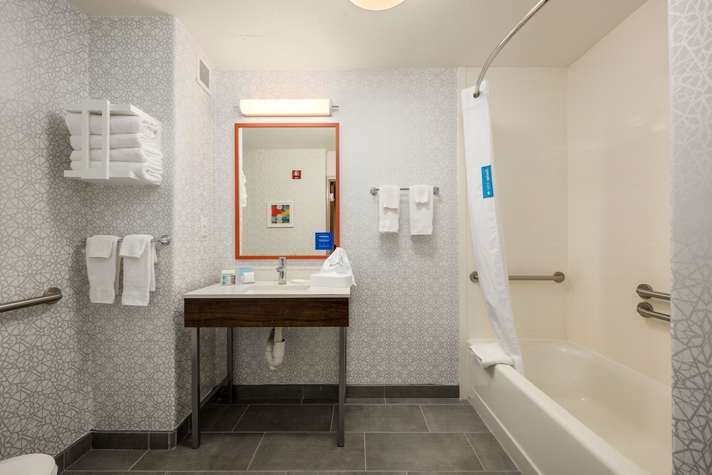 Hampton Inn & Suites Harlingen - photo 10
