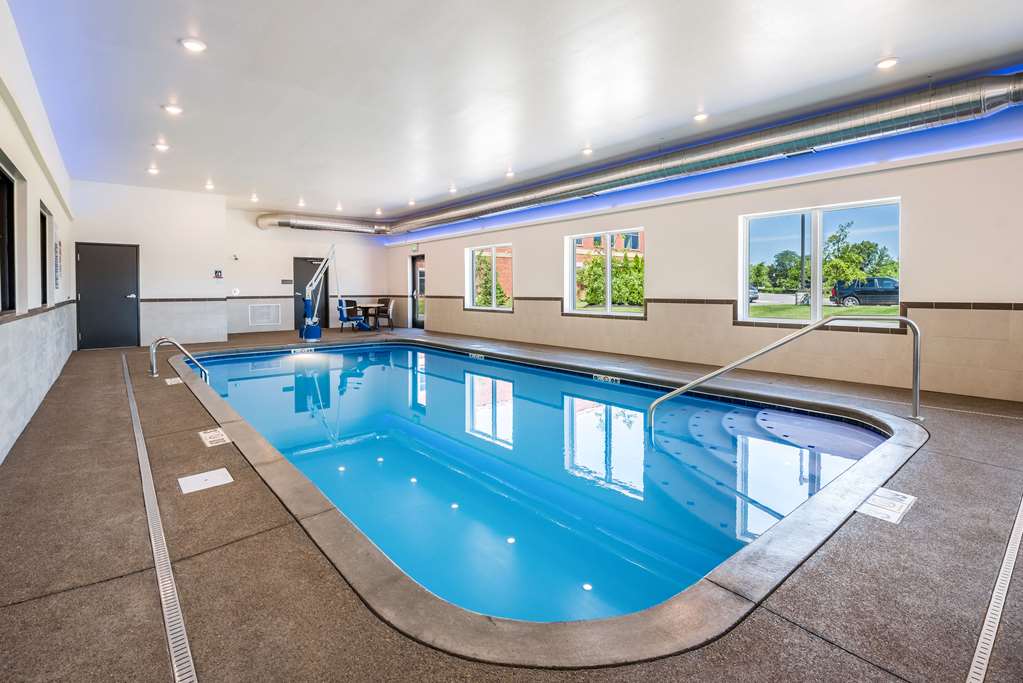 Comfort Suites Marysville Columbus Northwest - photo 42