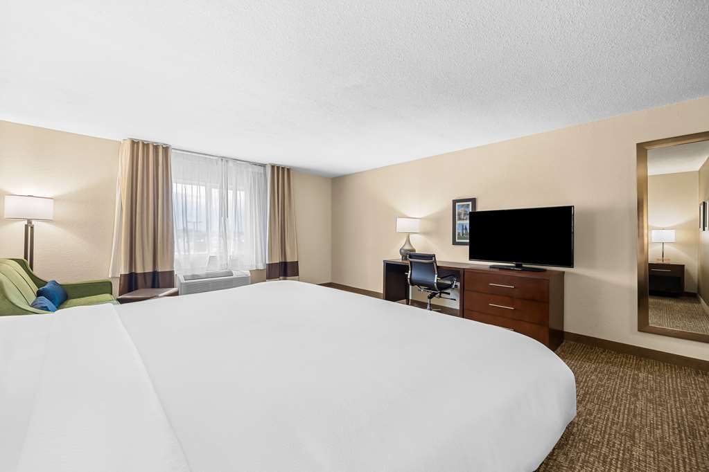 Comfort Inn & Suites Pueblo - photo 52
