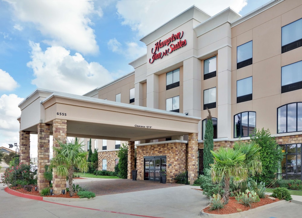 Hampton Inn and Suites Fort Worth Forest Hill - photo 22