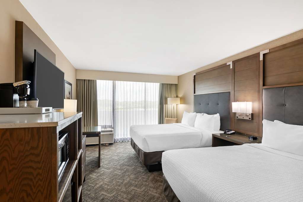 Best Western Plus Kansas City Sports Complex Hotel - photo 31