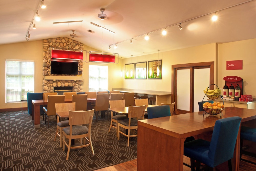 TownePlace Suites by Marriott Seattle Everett Mukilteo - photo 17