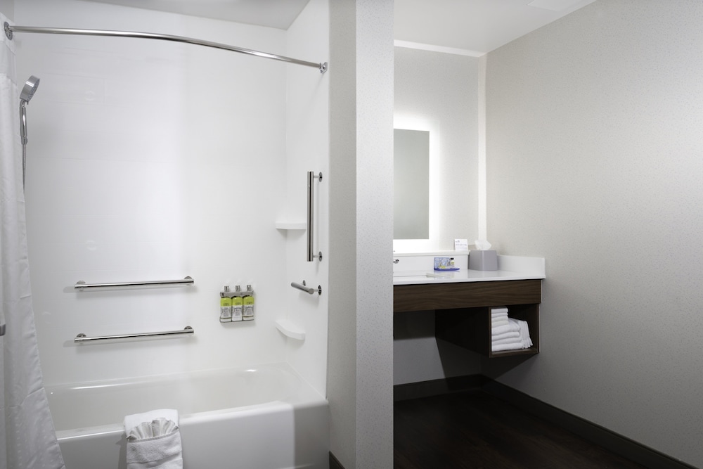 Holiday Inn Express & Suites The Dalles by IHG - photo 14