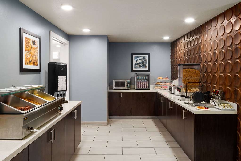 Wingate by Wyndham Cedar City - photo 37
