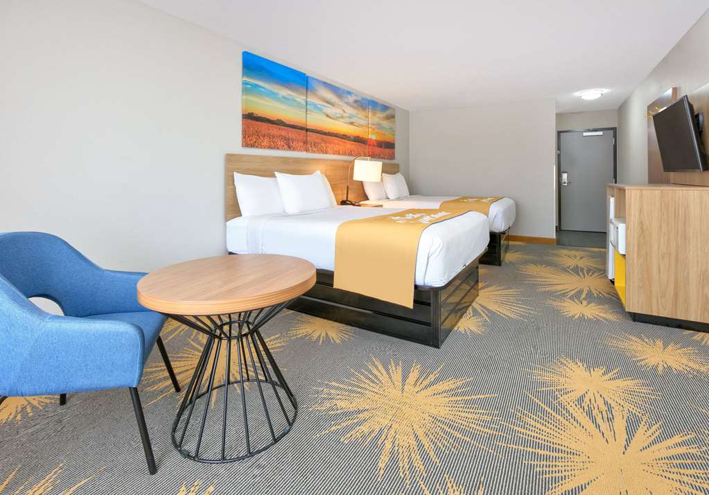 Days Inn by Wyndham Tunica Resorts - photo 23