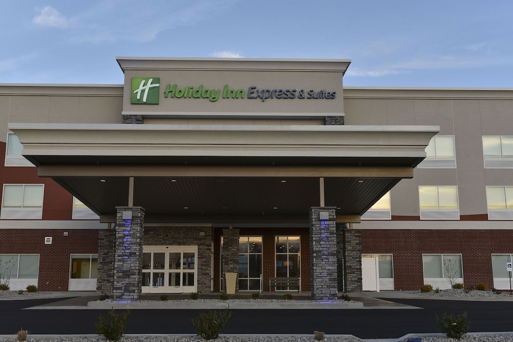Holiday Inn Express & Suites Madisonville by IHG - photo 34