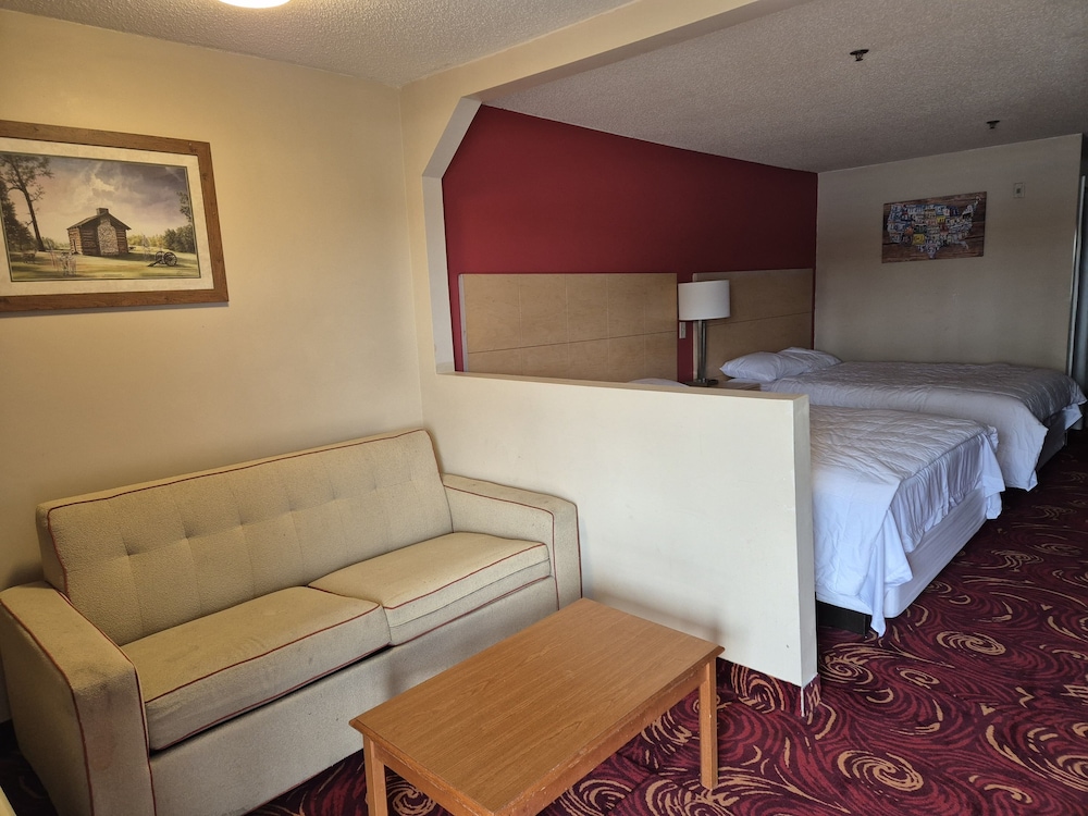 General Bragg Inn & Suites Chickamauga - photo 15
