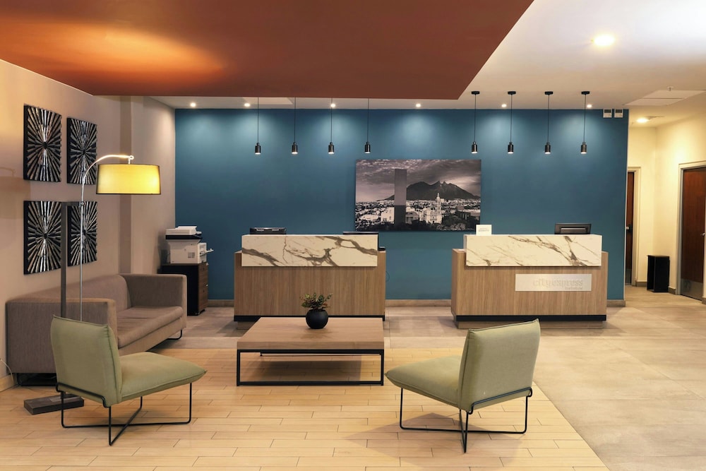 City Express Plus by Marriott Monterrey Galerias