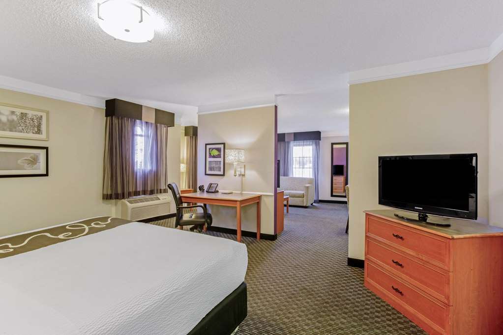 La Quinta Inn by Wyndham and Conference Center San Angelo - photo 44