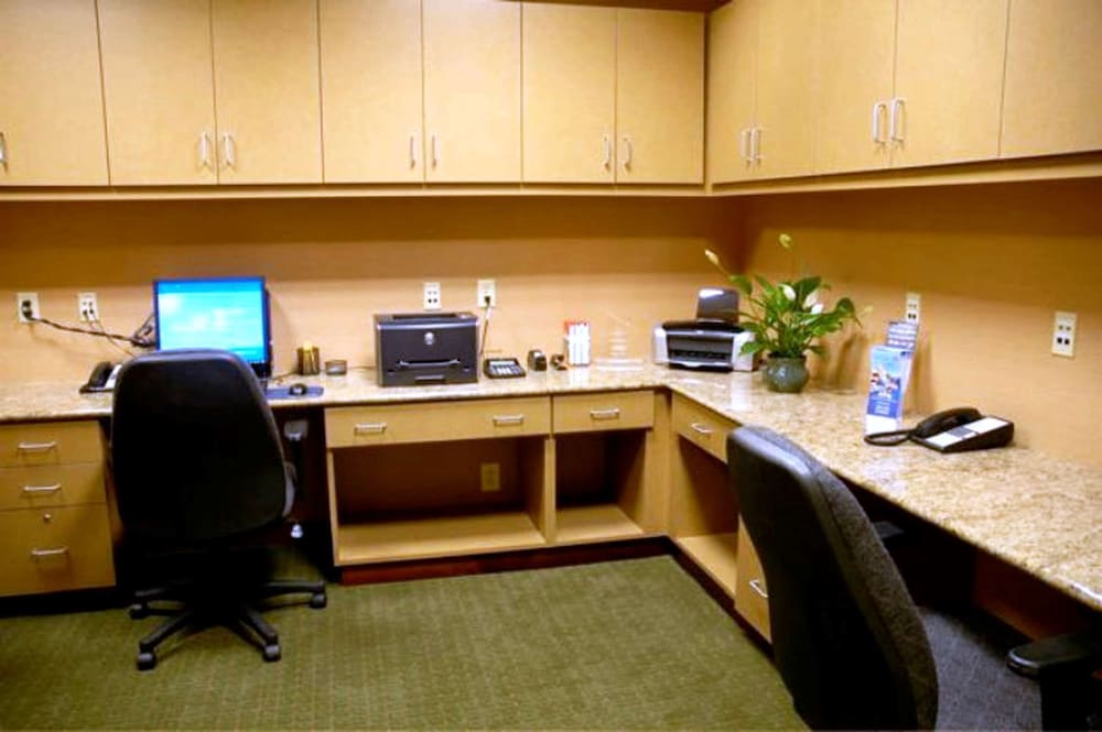 Hampton Inn Calera - photo 26