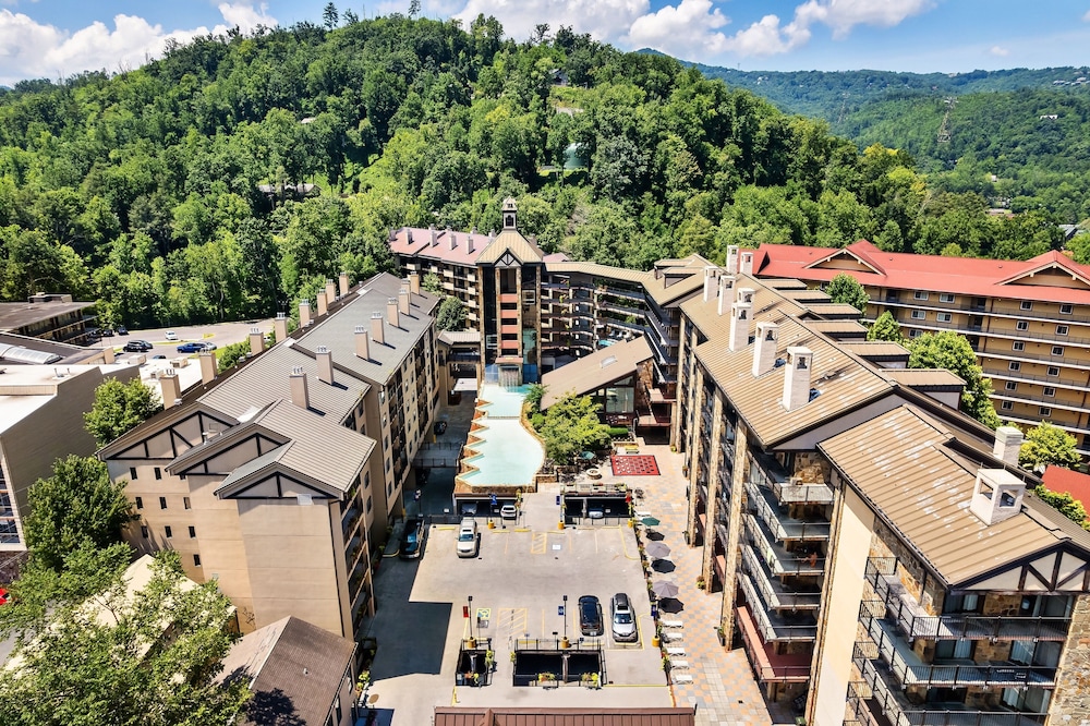 Gatlinburg Town Square - photo 94