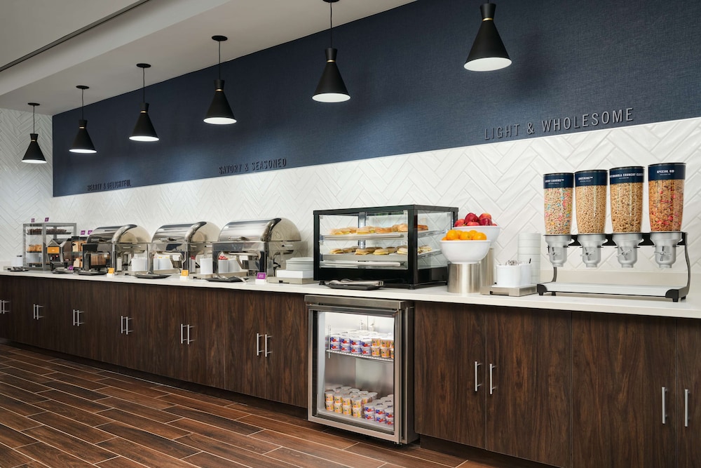 Hampton Inn by Hilton Towson - photo 40