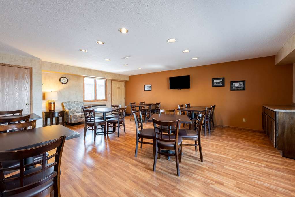 Americas Best Value Inn & Suites St. Marys - photo 26