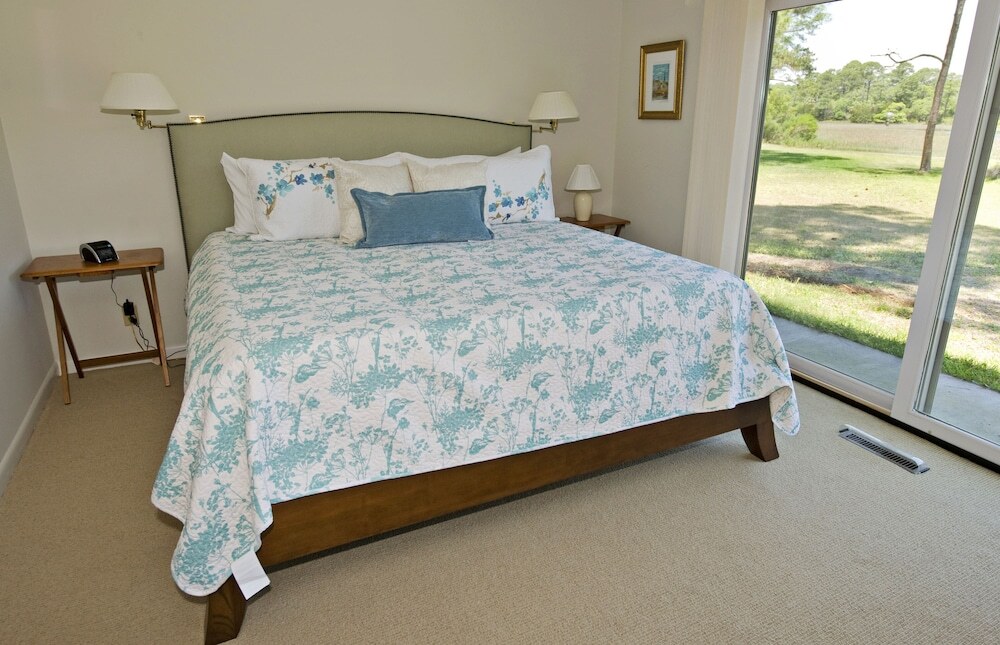 2 Gull Point Road at the Sea Pines Resort - photo 5