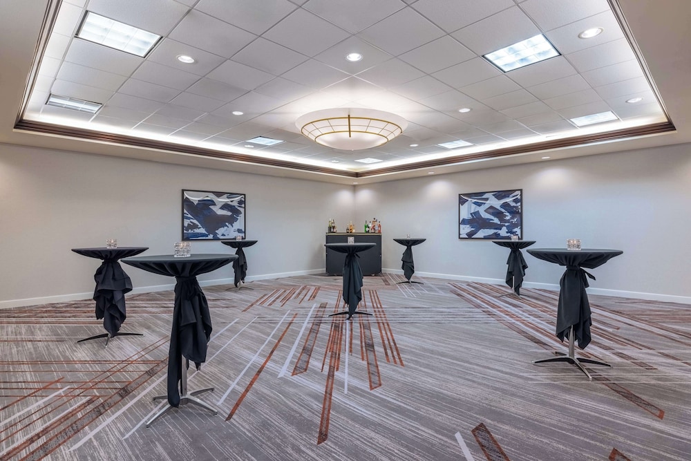 Embassy Suites by Hilton Convention Center Las Vegas - photo 66