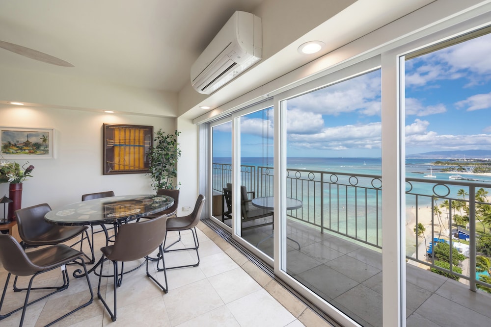 Waikiki Shore By Outrigger - photo 119