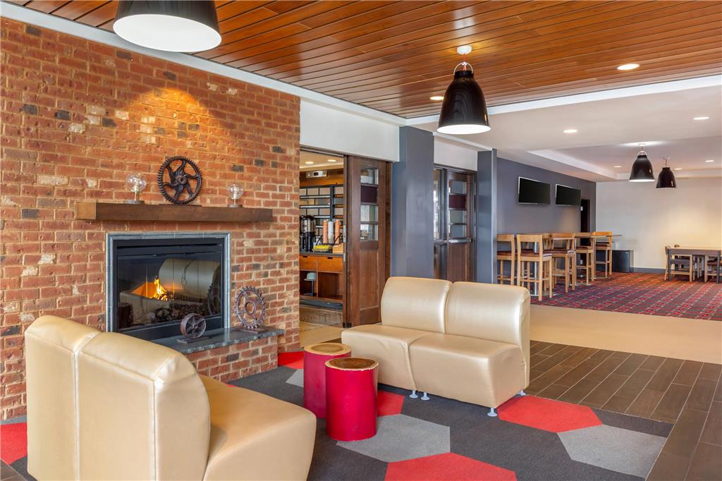 Radisson Hotel Detroit Metro Airport - photo 12