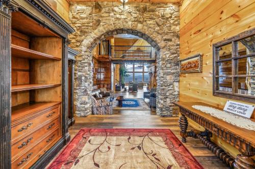 Tennessee Whiskey Indoor Pool Amazing Views Theater Room Hot Tub 5 Star Luxury - photo 8