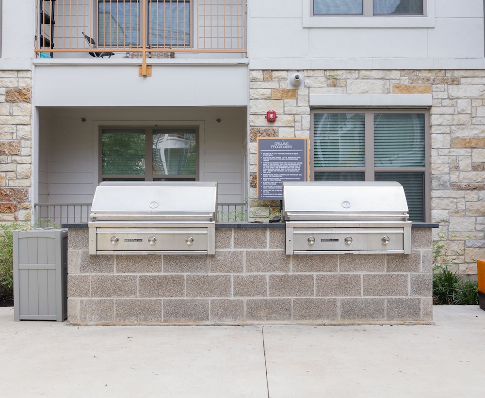 Locale Eastside - photo 21