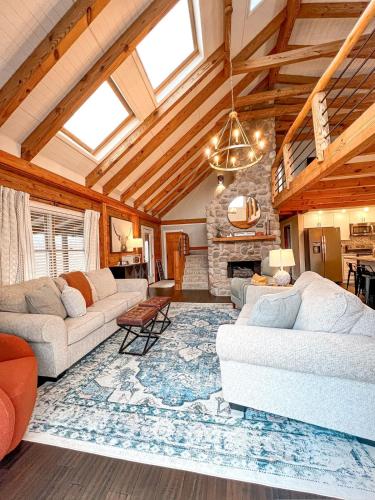 Cabin Sweet Cabin 22015713 — Burlington